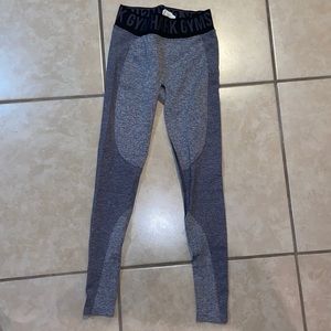 LIKE NEW GYMSHARK LEGGINGS